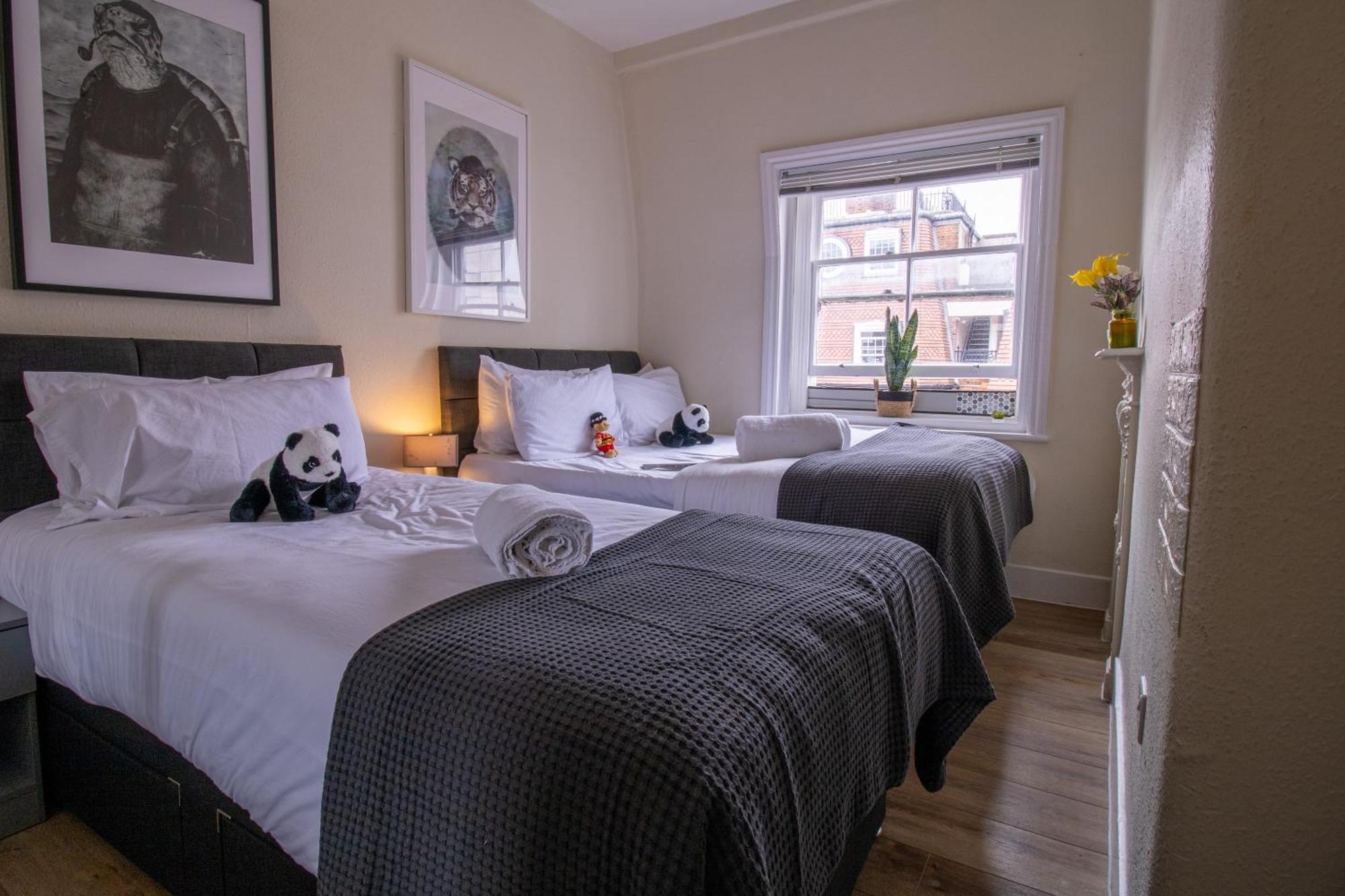 Cosy 2-Bedroom Apartment In Mayfair 8Cb - 4Th Floor No Elevator London Eksteriør billede