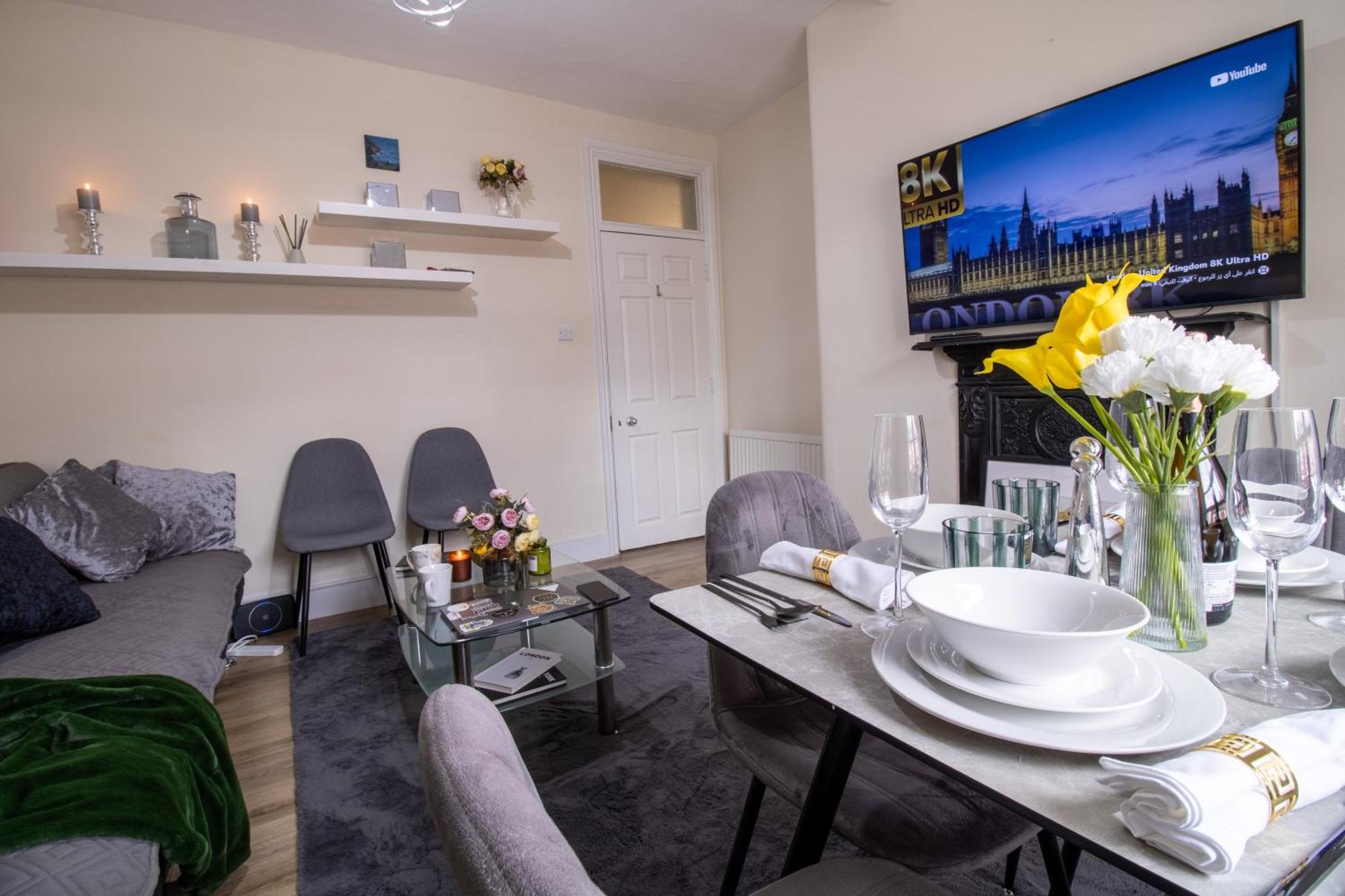 Cosy 2-Bedroom Apartment In Mayfair 8Cb - 4Th Floor No Elevator London Eksteriør billede