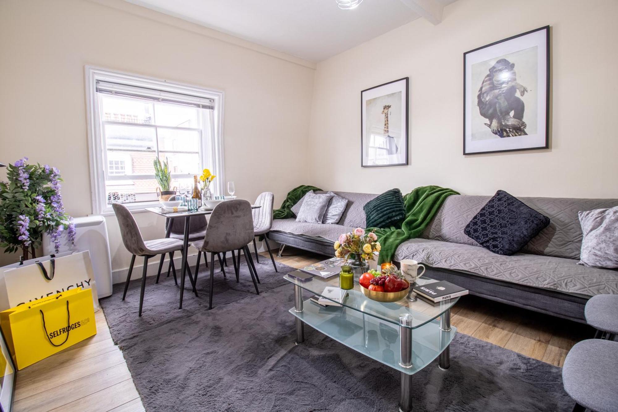 Cosy 2-Bedroom Apartment In Mayfair 8Cb - 4Th Floor No Elevator London Eksteriør billede