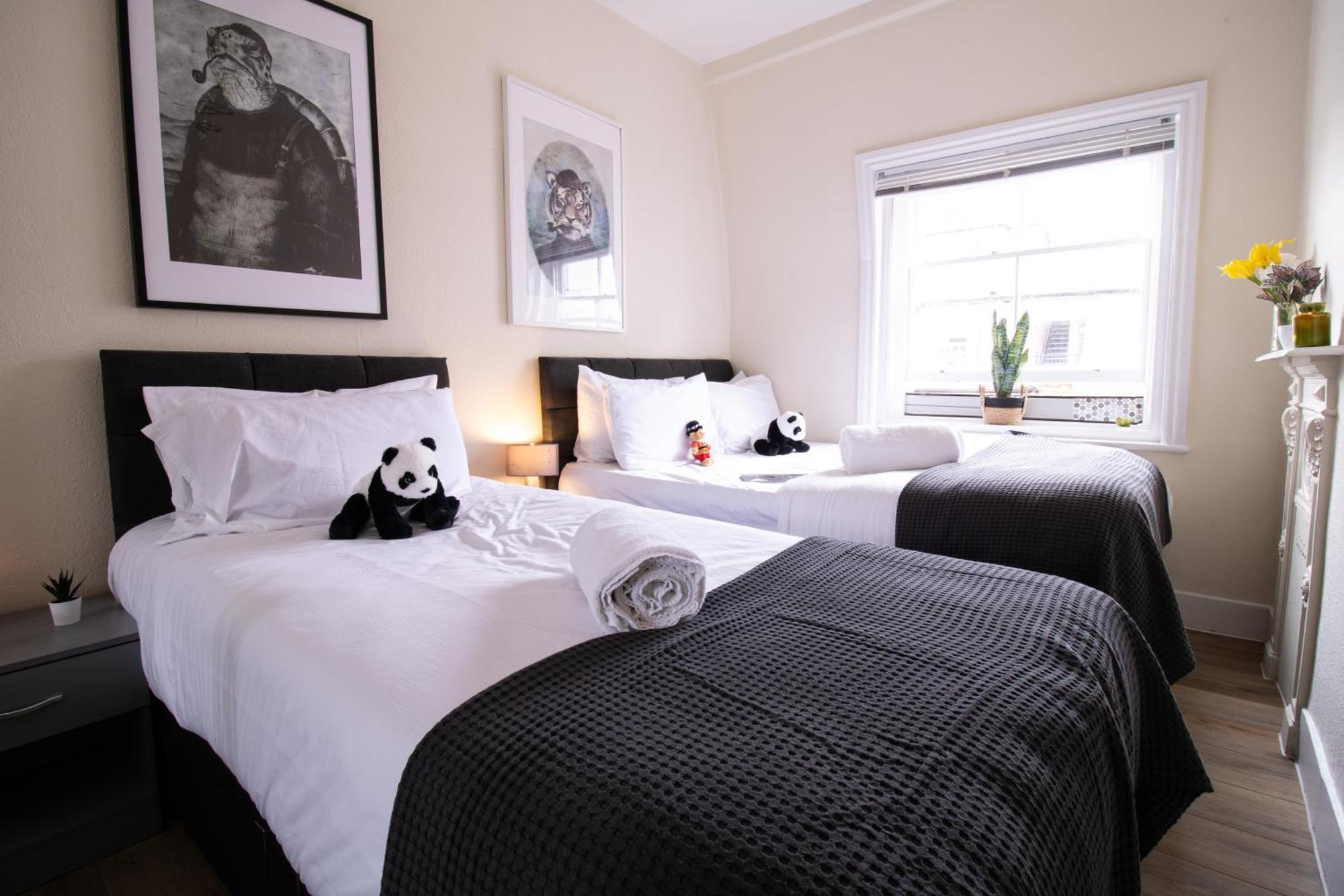 Cosy 2-Bedroom Apartment In Mayfair 8Cb - 4Th Floor No Elevator London Eksteriør billede
