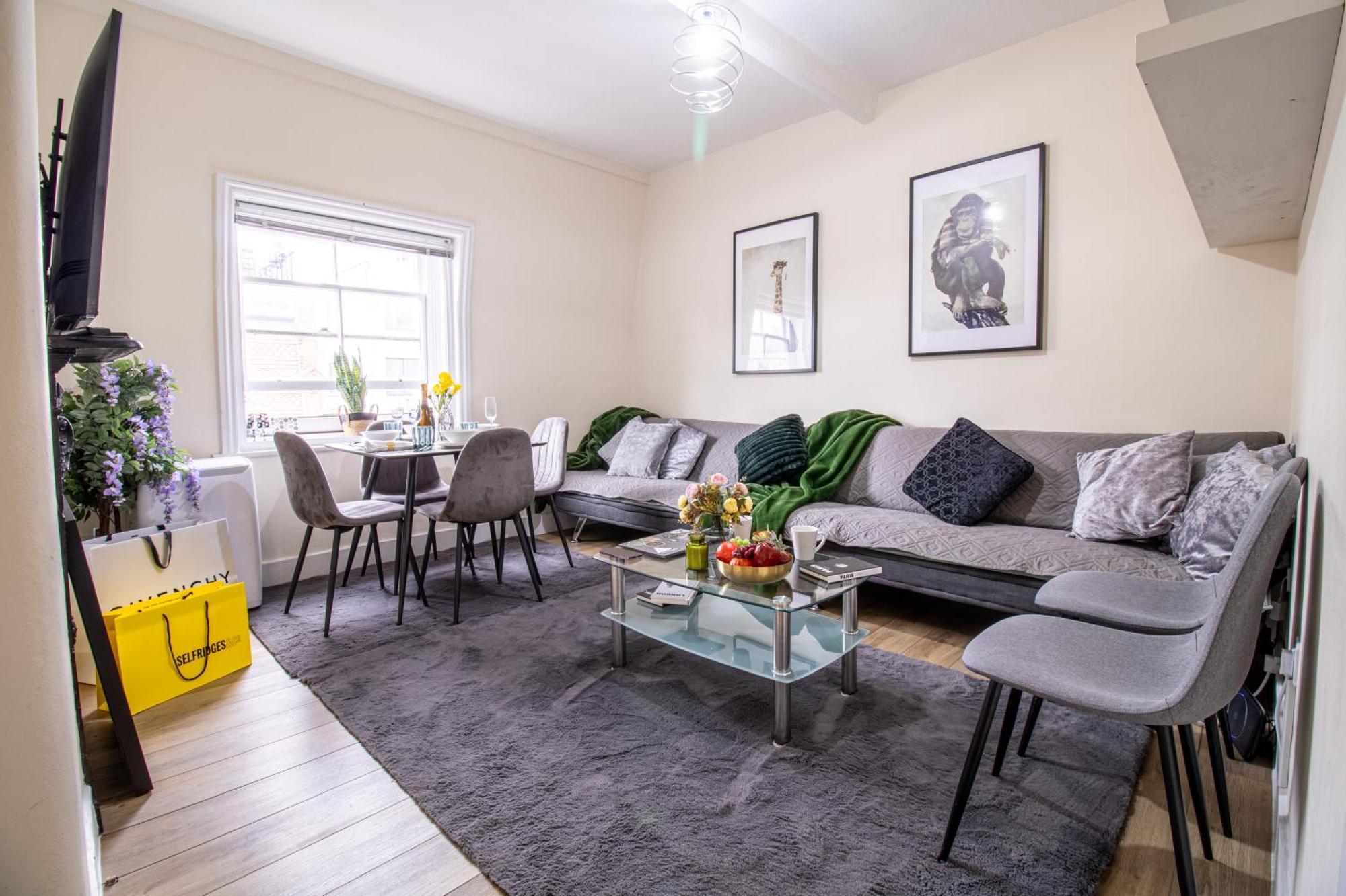 Cosy 2-Bedroom Apartment In Mayfair 8Cb - 4Th Floor No Elevator London Eksteriør billede